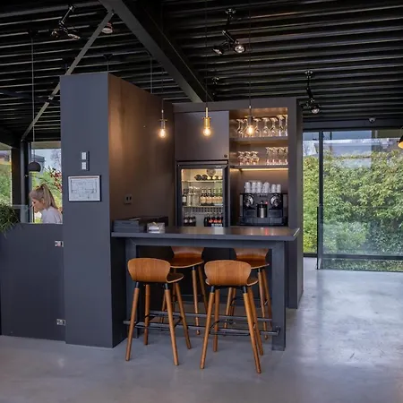 Дом отдыха La Marquise Luxe Budel