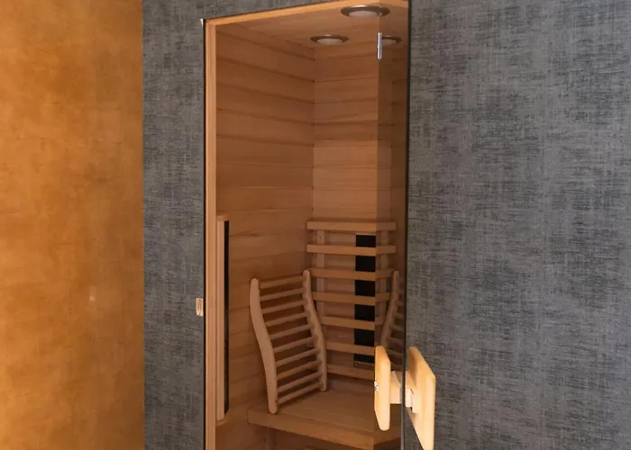 La Marquise Luxe Budel