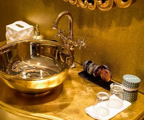 La Marquise Luxe Budel